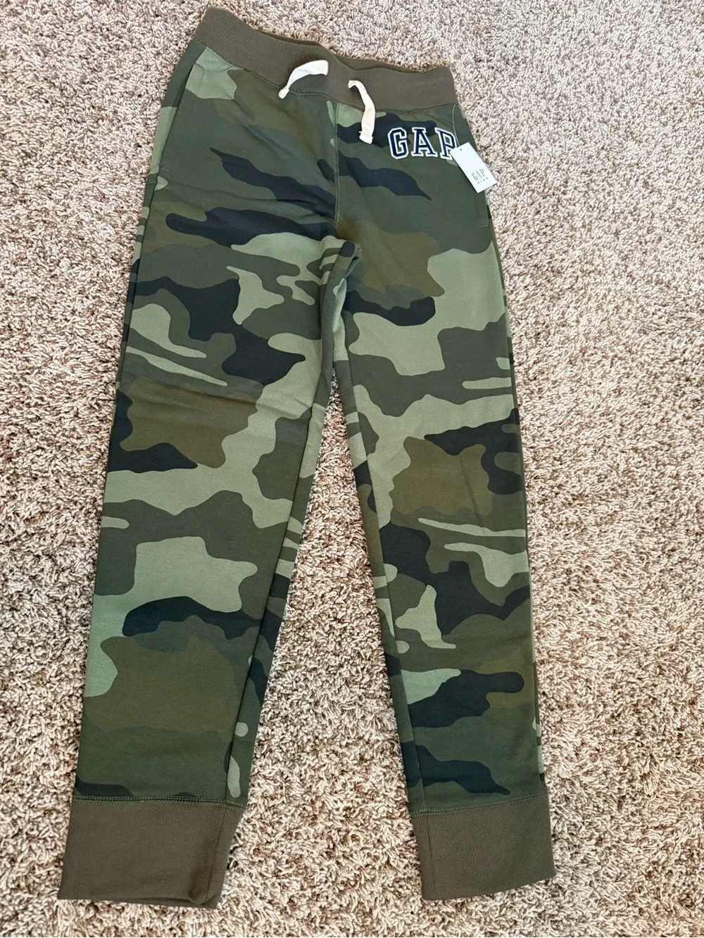 NWT GAP Kids Camo Joggers in Olive & Dark Green sz XL(12)